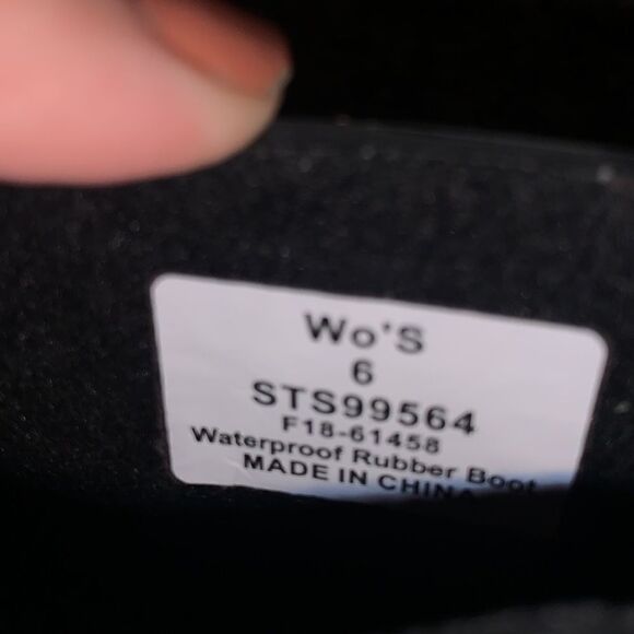 Sperry black rain booties, size 6. - Picture 5 of 6